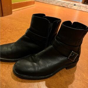 Aquatalia Black Leather Interior